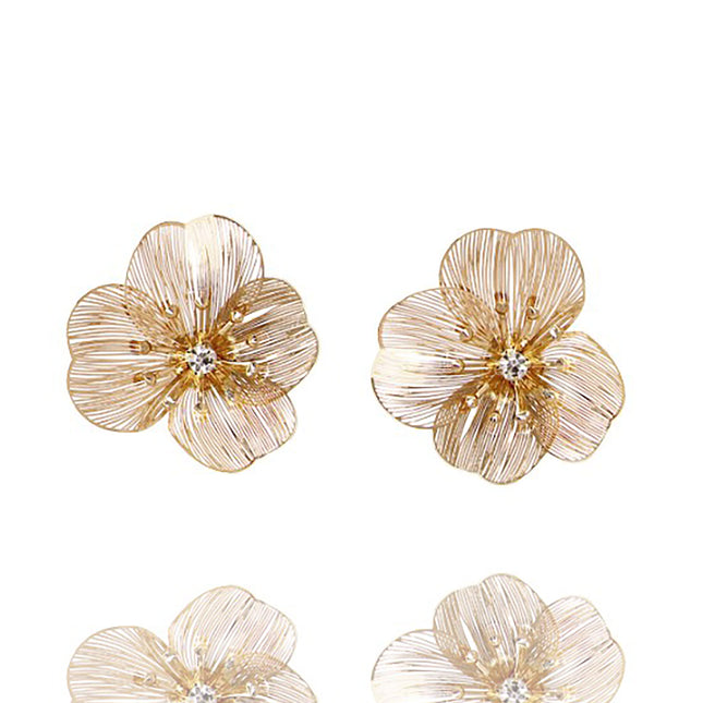 Laverna Studs