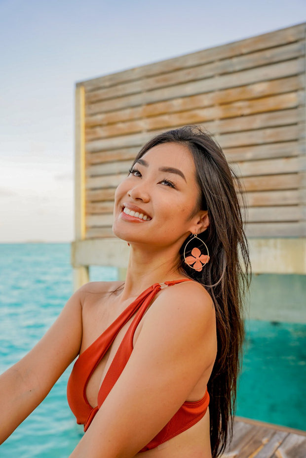 <h2><strong>Earrings</strong></h2>