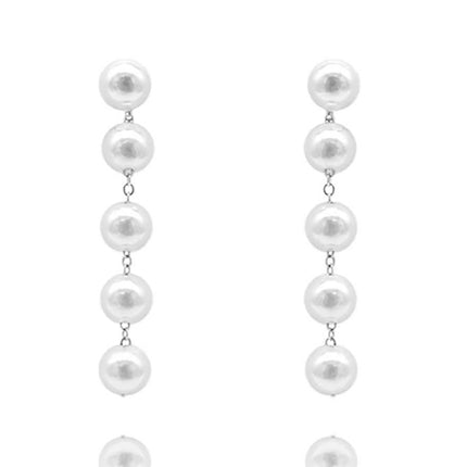 Leilah Dangles